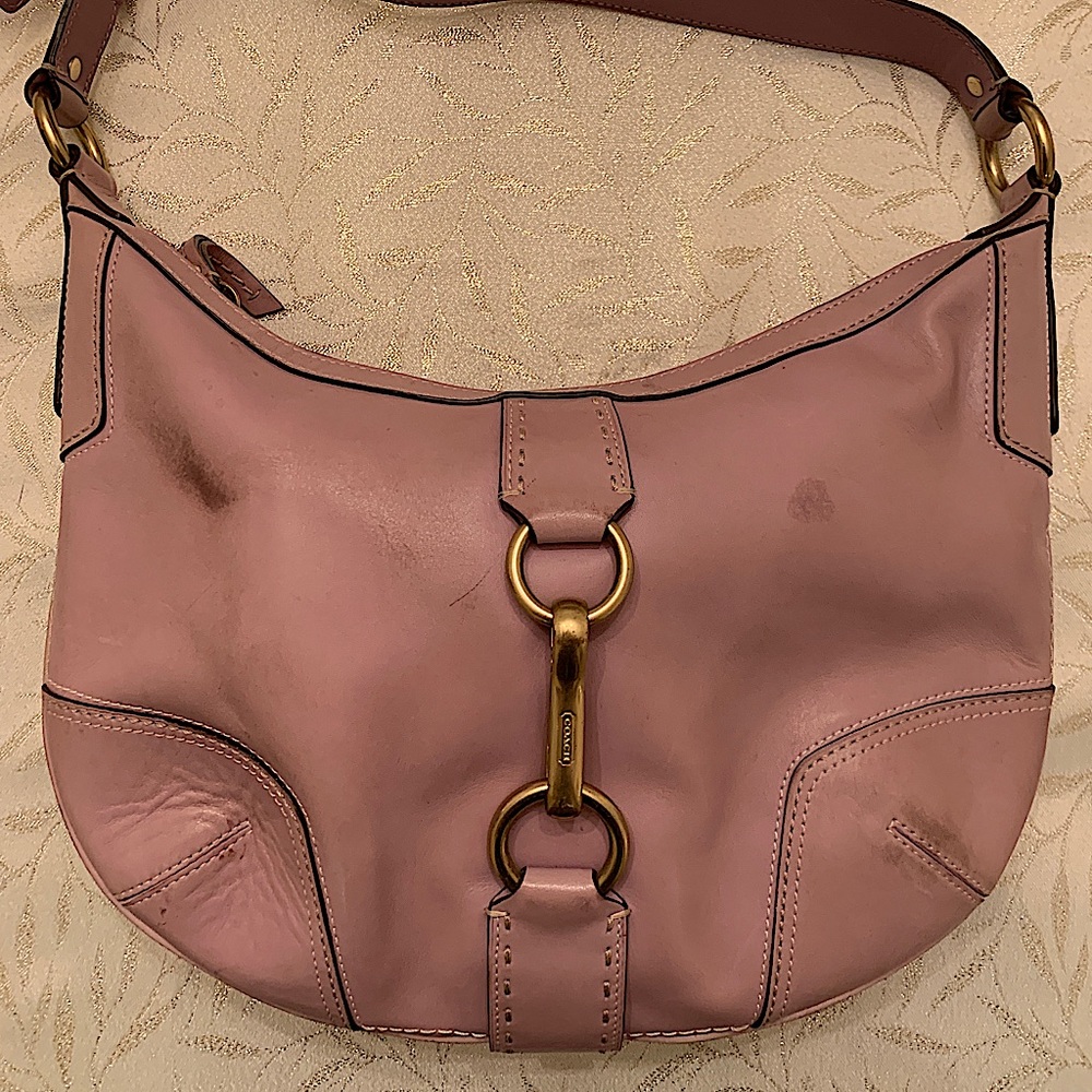 👾Woman’s Pink Coach Pocket Book👾
